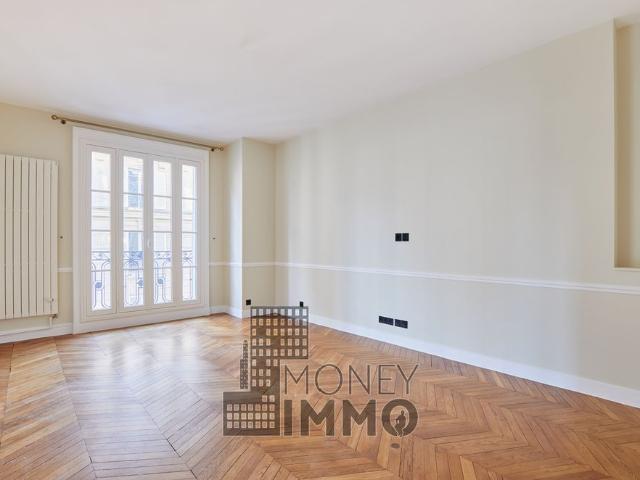 Tout savoir sur cet appartement dans le quartier La Plaine des Sablons, à Neuilly sur Seine