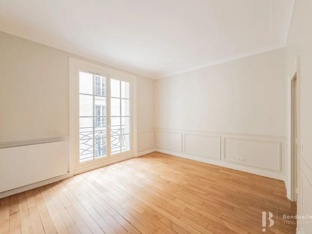 Tout savoir sur cet appartement dans le quartier La Plaine des Sablons, à Neuilly sur Seine