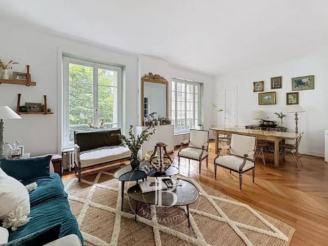 Tout savoir sur cet appartement dans le quartier La Plaine des Sablons, à Neuilly sur Seine
