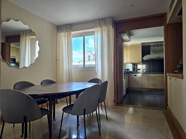Tout savoir sur cet appartement dans le quartier La Plaine des Sablons, à Neuilly sur Seine