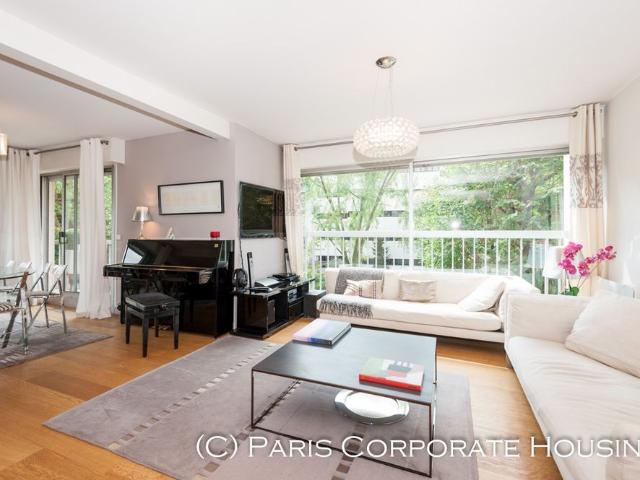 Tout savoir sur cet appartement dans le quartier La Plaine des Sablons, à Neuilly sur Seine