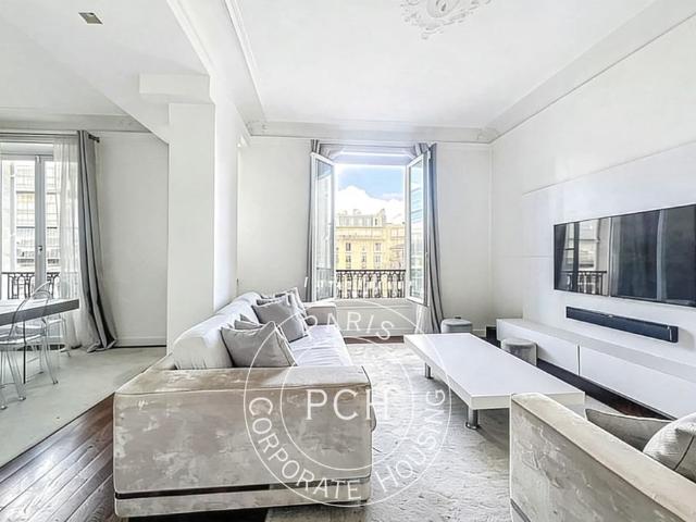 Tout savoir sur cet appartement dans le quartier La Plaine des Sablons, à Neuilly sur Seine