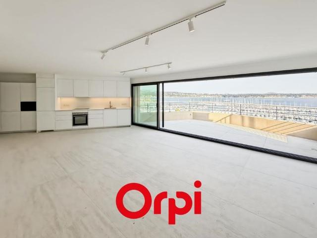 Tout savoir sur cet appartement dans le quartier La Ville, à Bandol