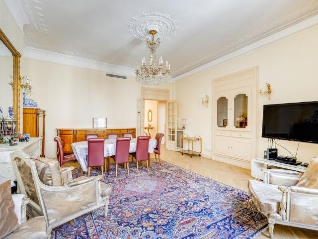 Tout savoir sur cet appartement dans le quartier Lafayette Richer, à Paris 9ème