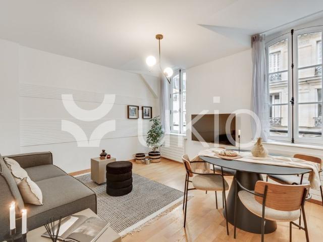 Tout savoir sur cet appartement dans le quartier Les Halles, à Paris 1er