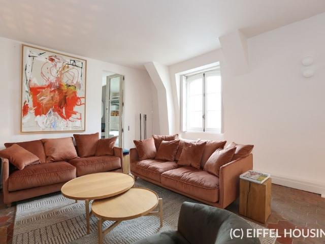 Tout savoir sur cet appartement dans le quartier Monnaie, à Paris 6ème