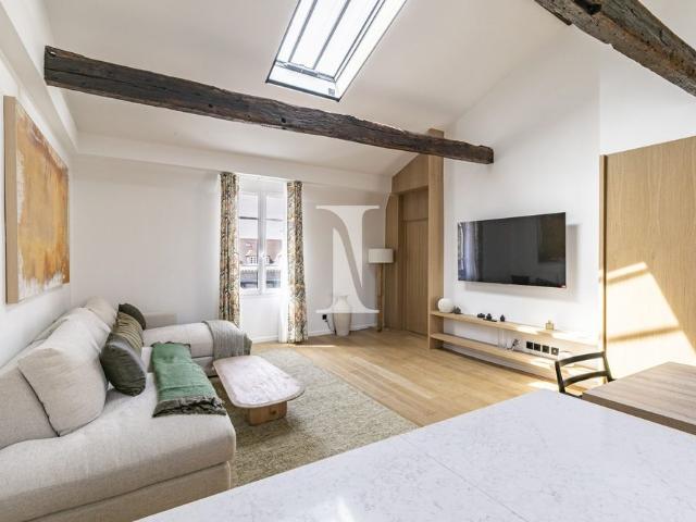 Tout savoir sur cet appartement dans le quartier Monnaie, à Paris 6ème