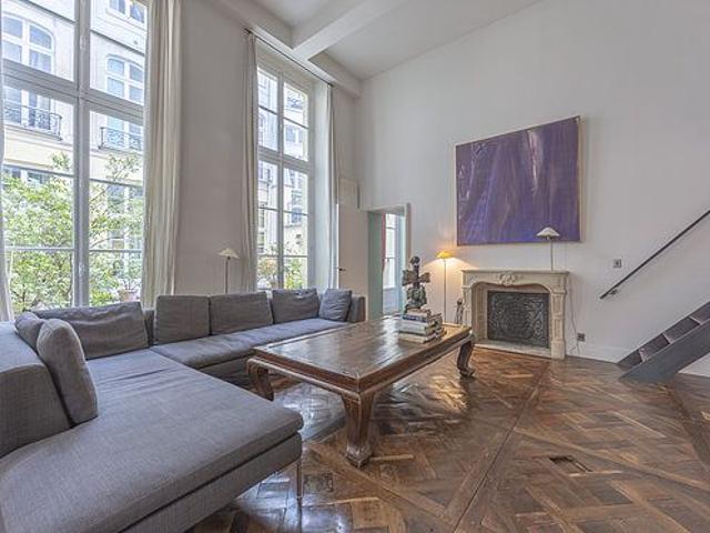 Tout savoir sur cet appartement dans le quartier Monnaie, à Paris 6ème