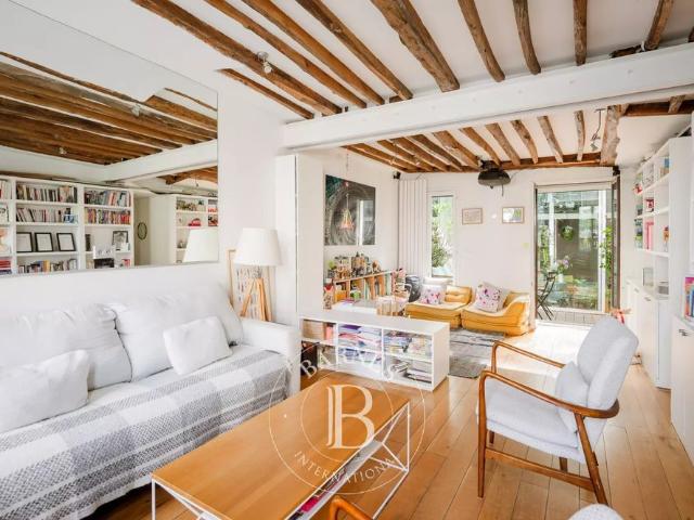 Tout savoir sur cet appartement dans le quartier Montmartre, à Paris 18ème