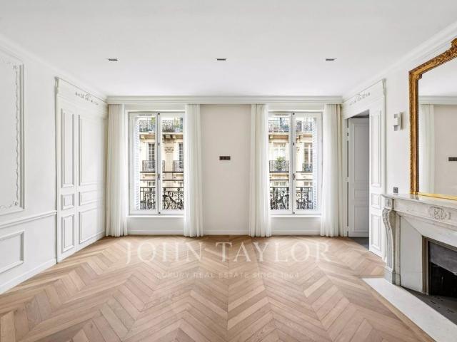Tout savoir sur cet appartement dans le quartier Mairie, à Paris 8ème