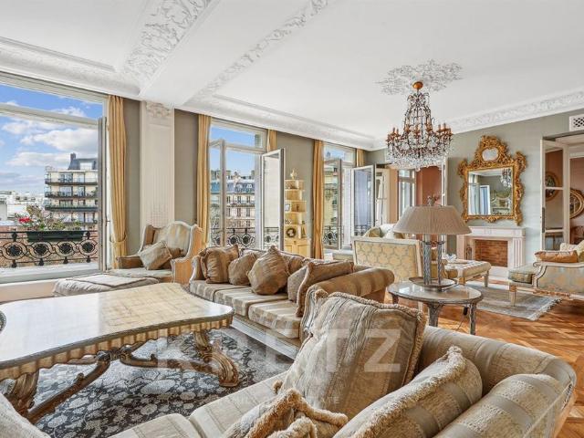 Tout savoir sur cet appartement dans le quartier Muette Nord, à Paris 16ème