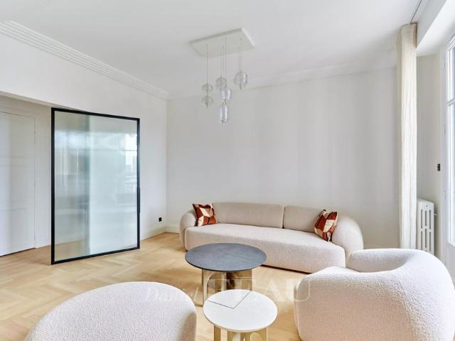Tout savoir sur cet appartement dans le quartier Muette Nord, à Paris 16ème