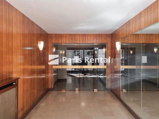 Tout savoir sur cet appartement dans le quartier Muette Nord, à Paris 16ème