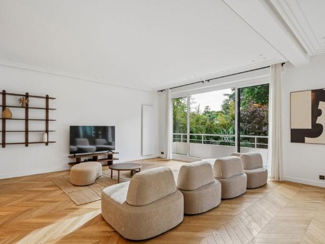 Tout savoir sur cet appartement dans le quartier Muette Nord, à Paris 16ème