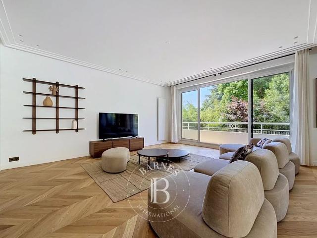 Tout savoir sur cet appartement dans le quartier Muette Nord, à Paris 16ème