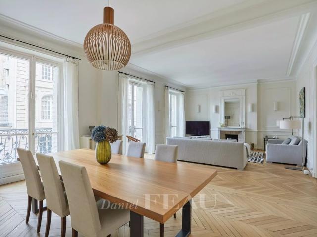 Tout savoir sur cet appartement dans le quartier Muette Nord, à Paris 16ème