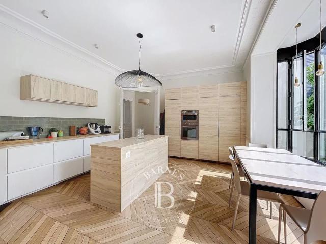 Tout savoir sur cet appartement dans le quartier Muette Nord, à Paris 16ème