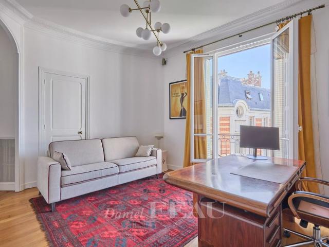 Tout savoir sur cet appartement dans le quartier Muette Nord, à Paris 16ème