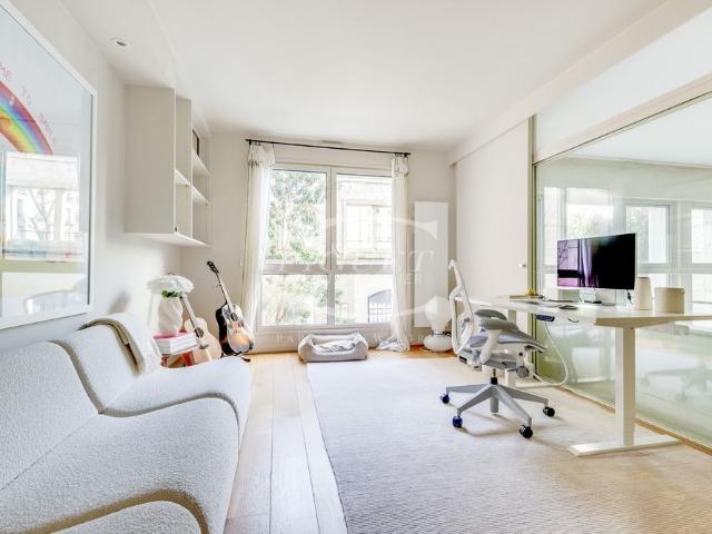 Tout savoir sur cet appartement dans le quartier Muette Nord, à Paris 16ème