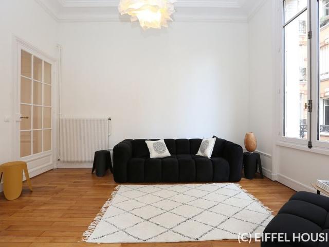 Tout savoir sur cet appartement dans le quartier Muette Sud, à Paris 16ème