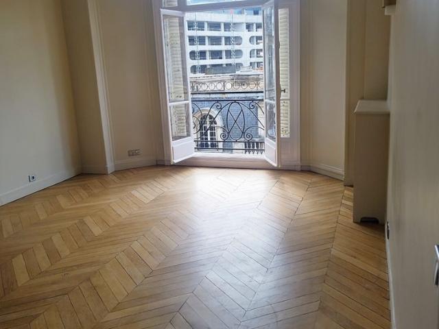 Tout savoir sur cet appartement dans le quartier Muette Sud, à Paris 16ème