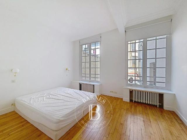 Tout savoir sur cet appartement dans le quartier Saint Germain des Prés, à Paris 6ème