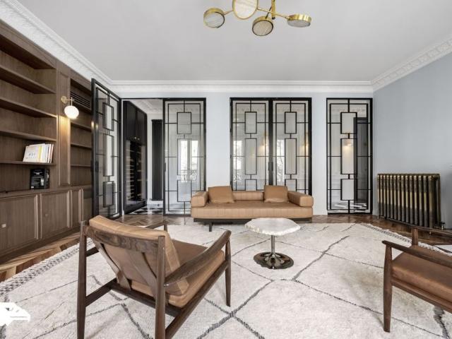 Tout savoir sur cet appartement dans le quartier Saint Germain des Prés, à Paris 6ème