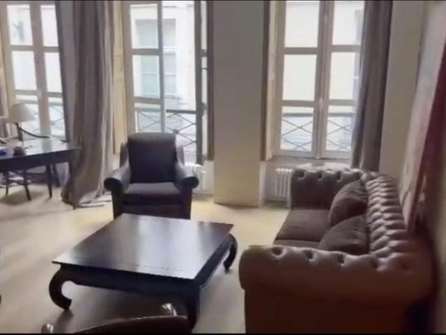 Tout savoir sur cet appartement dans le quartier Saint Germain des Prés, à Paris 6ème