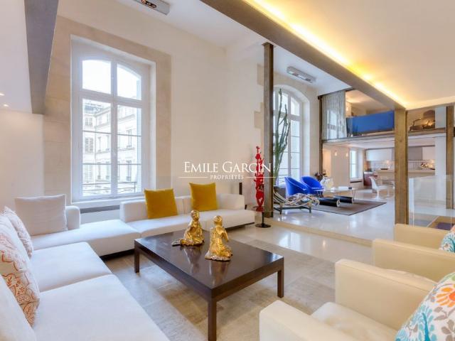 Tout savoir sur cet appartement dans le quartier Saint Germain des Prés, à Paris 6ème