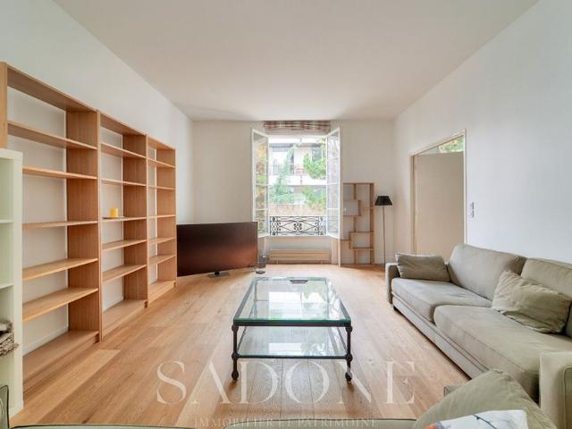 Tout savoir sur cet appartement dans le quartier Saint James Général Koenig, à Neuilly sur Seine