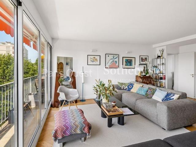Tout savoir sur cet appartement dans le quartier Saint James Général Koenig, à Neuilly sur Seine