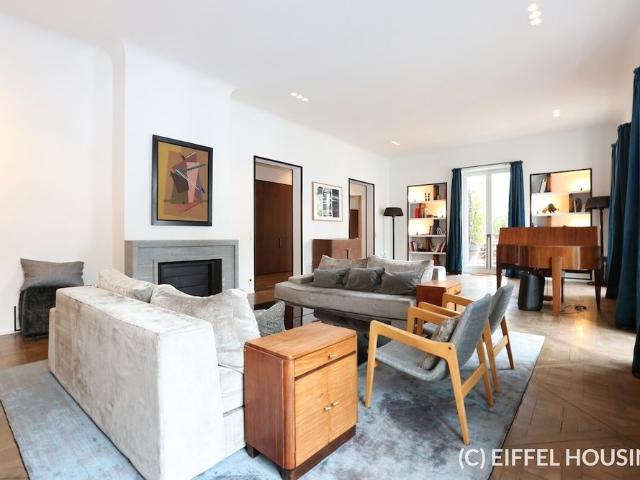 Tout savoir sur cet appartement dans le quartier Saint James Général Koenig, à Neuilly sur Seine