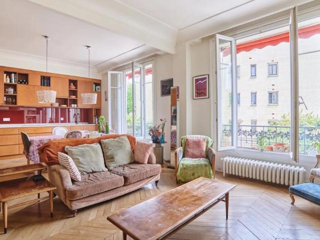 Tout savoir sur cet appartement dans le quartier Saint James Général Koenig, à Neuilly sur Seine