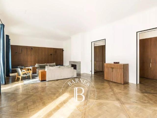 Tout savoir sur cet appartement dans le quartier Saint James Général Koenig, à Neuilly sur Seine