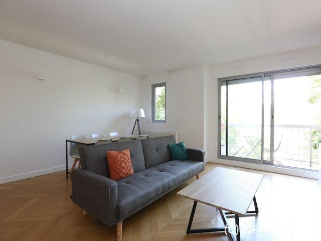 Tout savoir sur cet appartement dans le quartier Saint James Delabordère, à Neuilly sur Seine