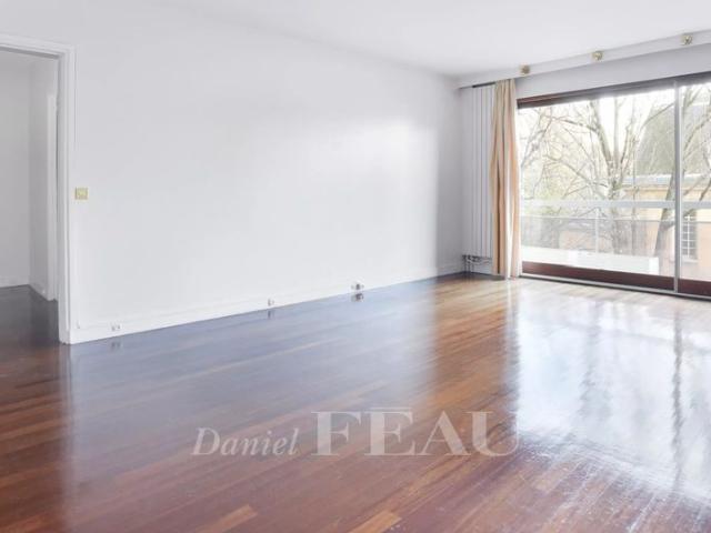 Tout savoir sur cet appartement dans le quartier Saint James Delabordère, à Neuilly sur Seine