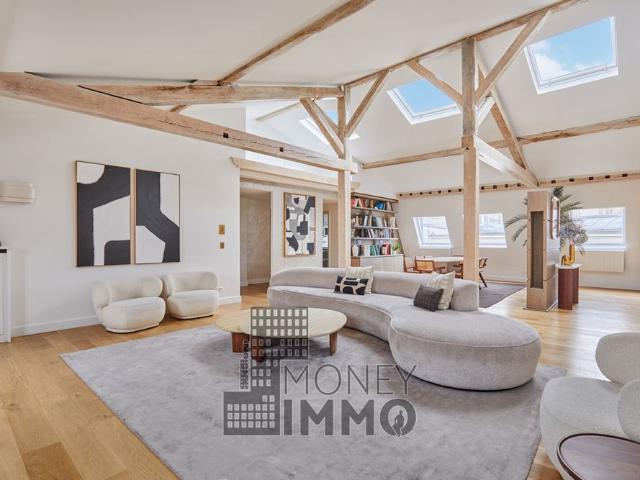 Tout savoir sur cet appartement dans le quartier Saint Philippe du Roule, à Paris 8ème