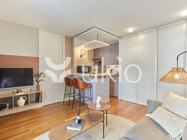 Tout savoir sur cet appartement dans le quartier Saint Thomas d'Aquin, à Paris 7ème