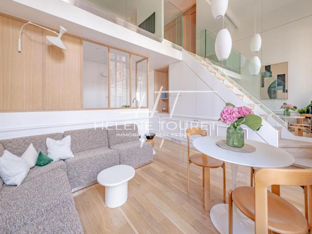 Tout savoir sur cet appartement dans le quartier Saint Thomas d'Aquin, à Paris 7ème
