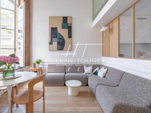 Tout savoir sur cet appartement dans le quartier Saint Thomas d'Aquin, à Paris 7ème