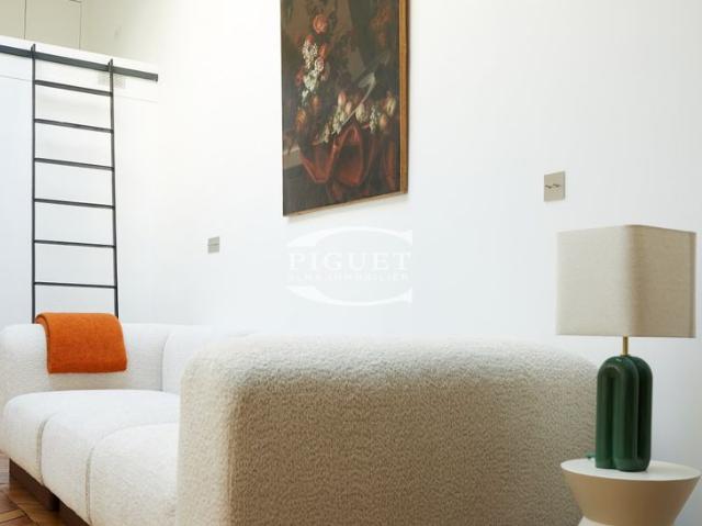 Tout savoir sur cet appartement dans le quartier Saint Thomas d'Aquin, à Paris 7ème