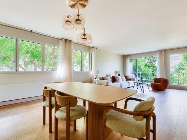 Tout savoir sur cet appartement dans le quartier Saint Thomas d'Aquin, à Paris 7ème