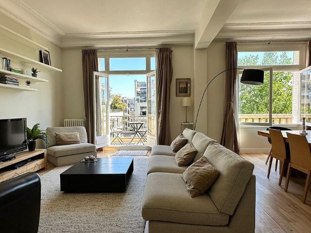 Tout savoir sur cet appartement dans le quartier Seine et Berges, à Paris 16ème