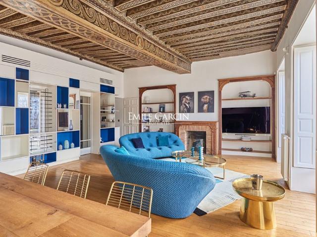 Tout savoir sur cet appartement dans le quartier Seine et Berges, à Paris 1er
