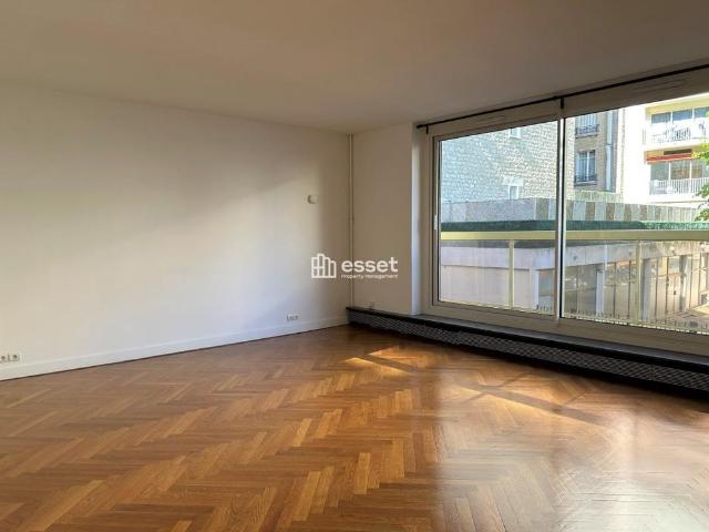 Tout savoir sur cet appartement dans le quartier Porte Dauphine, à Paris 16ème