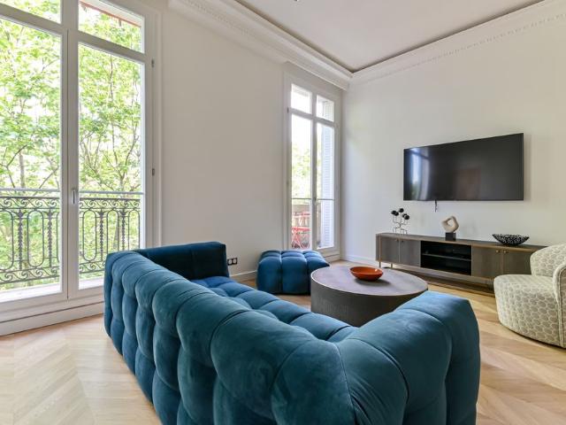 Tout savoir sur cet appartement dans le quartier Porte Dauphine, à Paris 16ème