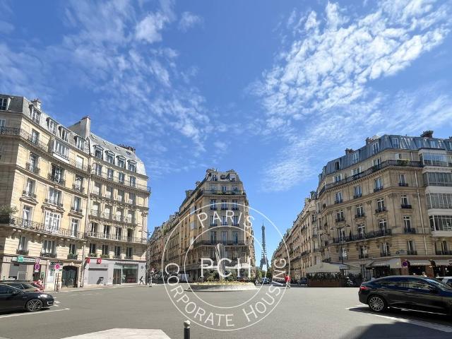 Tout savoir sur cet appartement dans le quartier Porte Dauphine, à Paris 16ème