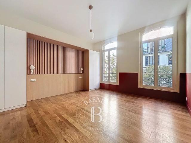 Tout savoir sur cet appartement dans le quartier Porte Dauphine, à Paris 16ème