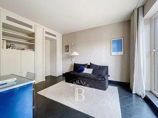 Tout savoir sur cet appartement dans le quartier Porte Dauphine, à Paris 16ème