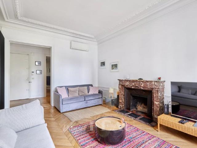 Tout savoir sur cet appartement dans le quartier Porte Dauphine, à Paris 16ème